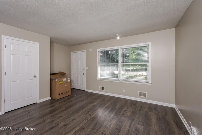 Foto del edificio - 3804 Breckenridge Ln