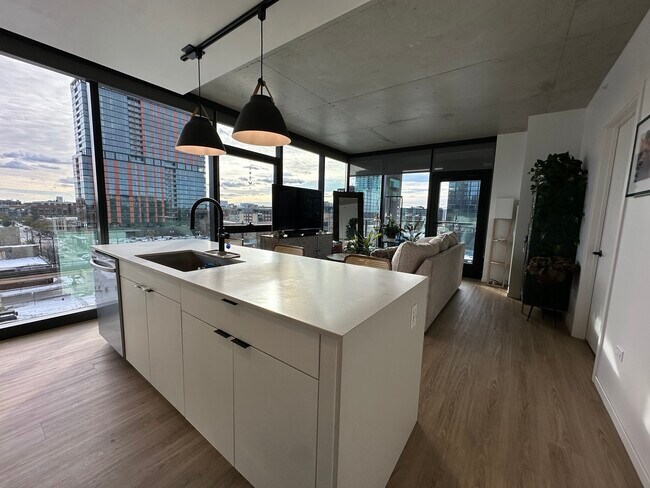 Foto del edificio - 225 N Elizabeth St