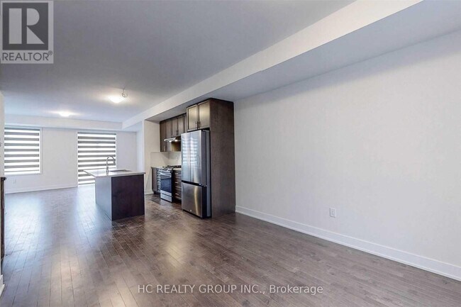Building Photo - 85 Rattenbury Rd