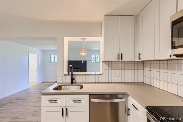 Building Photo - 5567 Newland Way