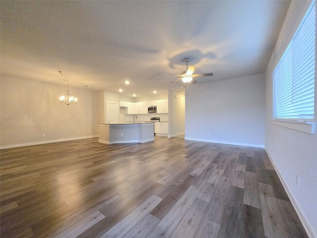 Foto del edificio - 9753 Grosbeak Ln