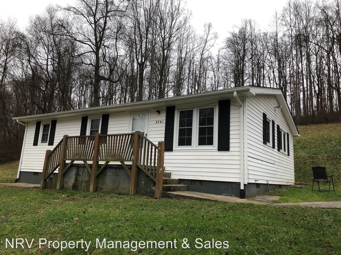 Primary Photo - 2 br, 1 bath House - 3761 Kirk Hollow Road