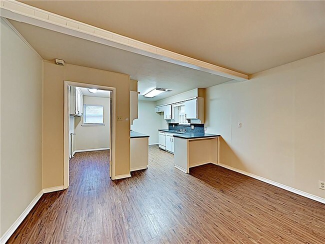 Building Photo - 5429 Woodway Dr