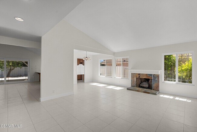 Foto del edificio - 248 Cedar Heights Dr