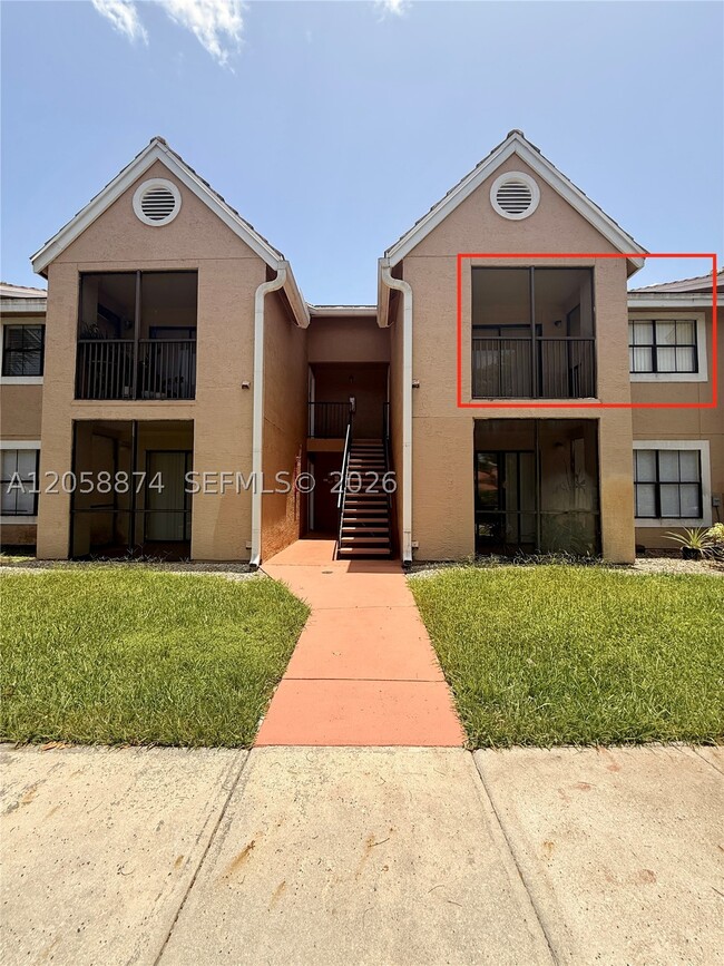 Building Photo - 15570 SW 105th Ln