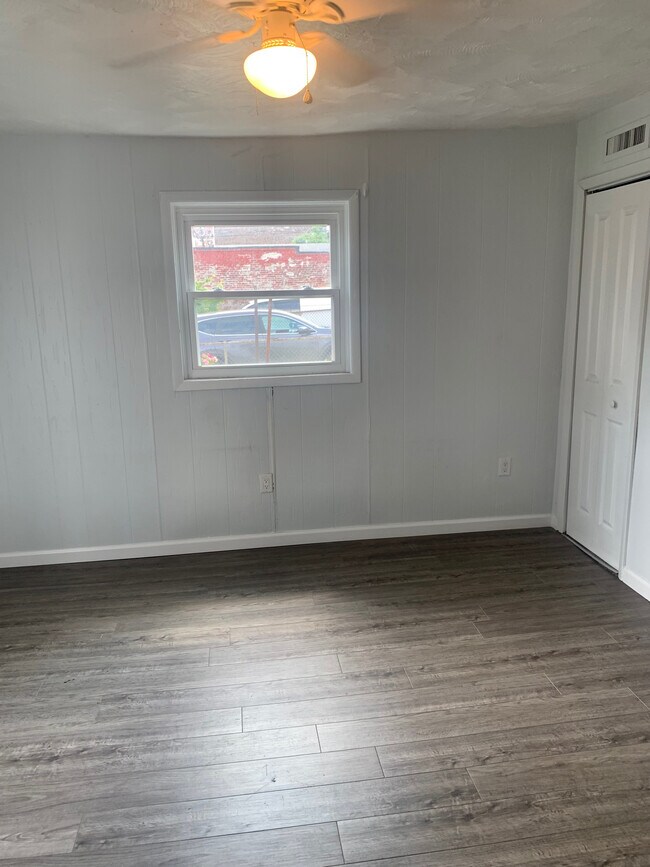 Foto del edificio - 129 Locarna Way