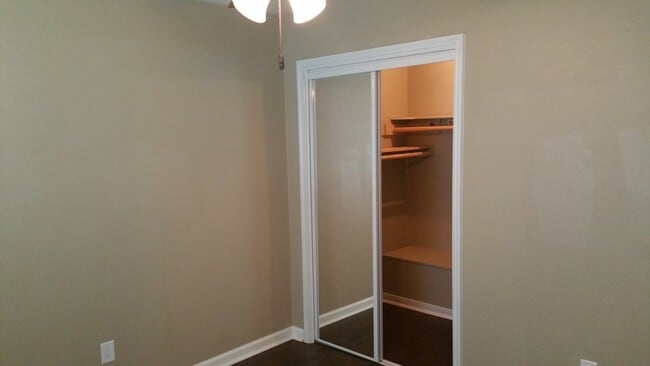 Large closet in 2nd bedroom - 4308 Turtle Creek Dr