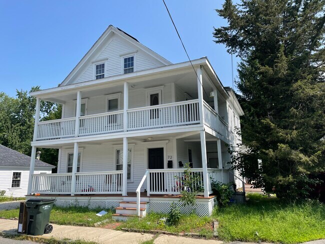 Building Photo - 72 Aubin St