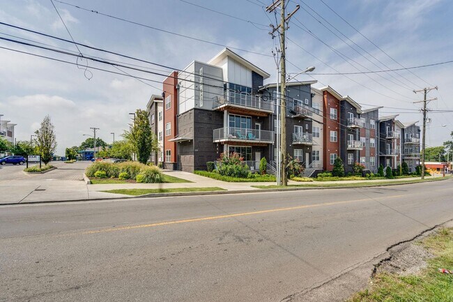 Foto del edificio - Chic East Nashville Two Bedroom Loft