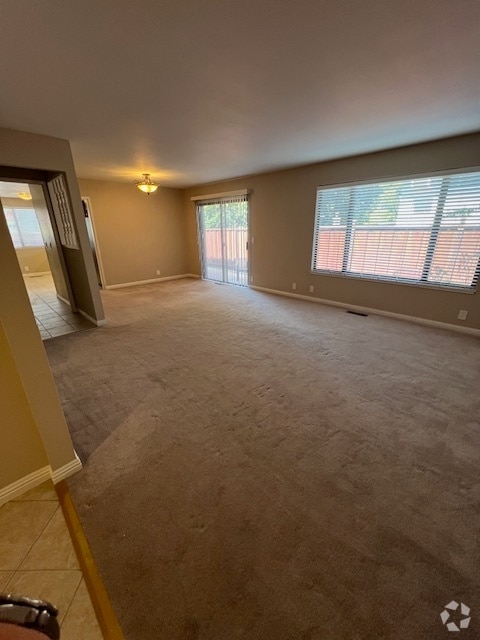 Building Photo - 1220 Walker Ave