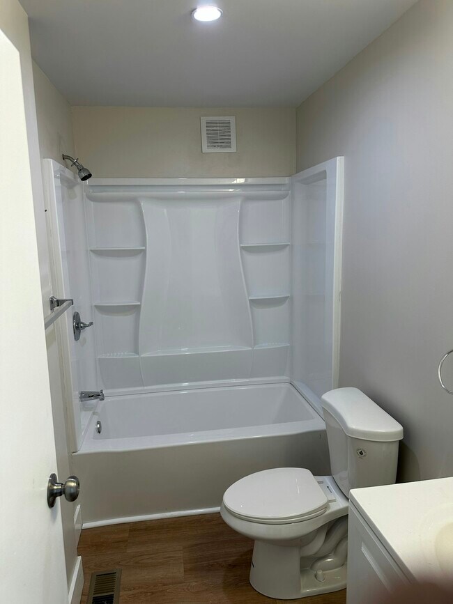 Foto del edificio - 523 Franklin Ave