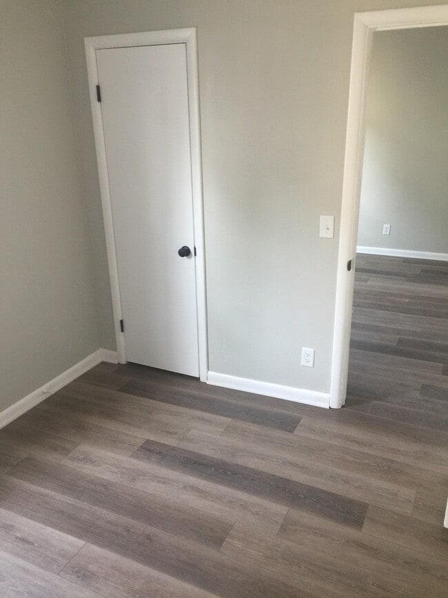 Bedroom - 614 Forest St