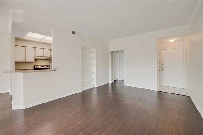 Foto del edificio - 6000-20 Shepherd Mountain Cove