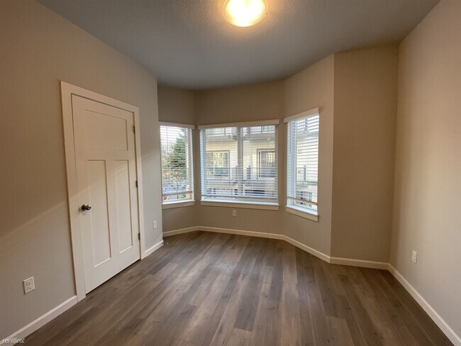 Building Photo - 8883 SW Elena Ln