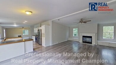 Building Photo - 20 Deer Ridge Dr E