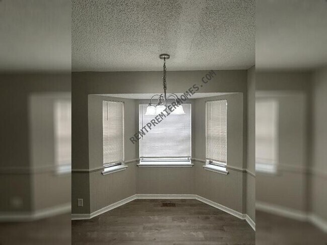 Foto del edificio - 7918 E 77th St