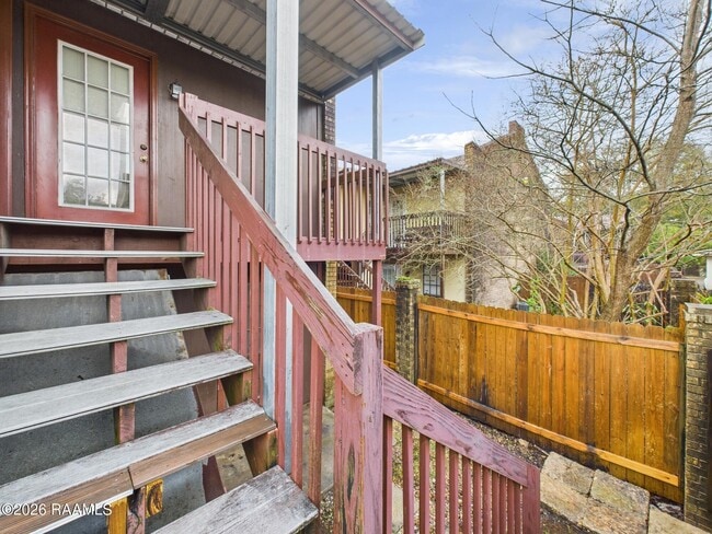 Building Photo - 113 Shekel Dr