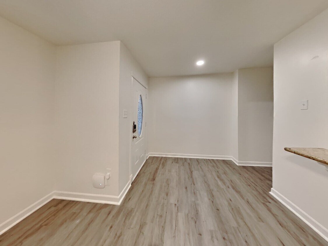 Foto del edificio - 10527 Mills Walk Dr
