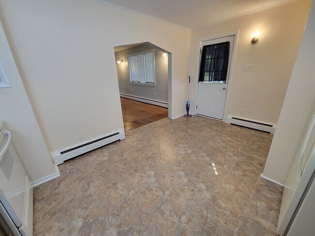 Foto del edificio - 56 Rebecca St