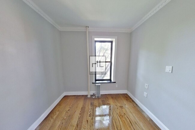 Building Photo - E 105TH ST.
