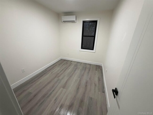 Foto del edificio - 131-06 14th Ave