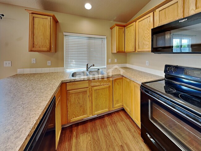 Foto del edificio - 11603 Shelburne St