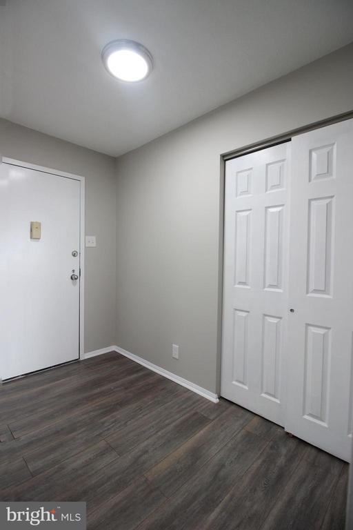 Foto del edificio - 307 Yoakum Pkwy