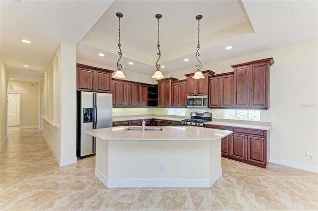Building Photo - 650 Crane Prairie Way