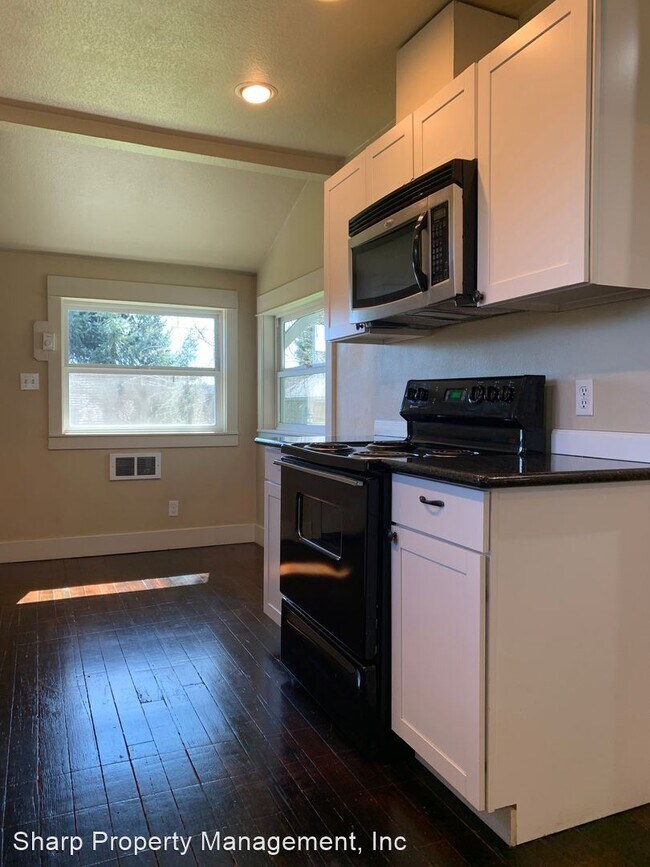 Building Photo - 2 br, 1 bath House - 364 20th Ave