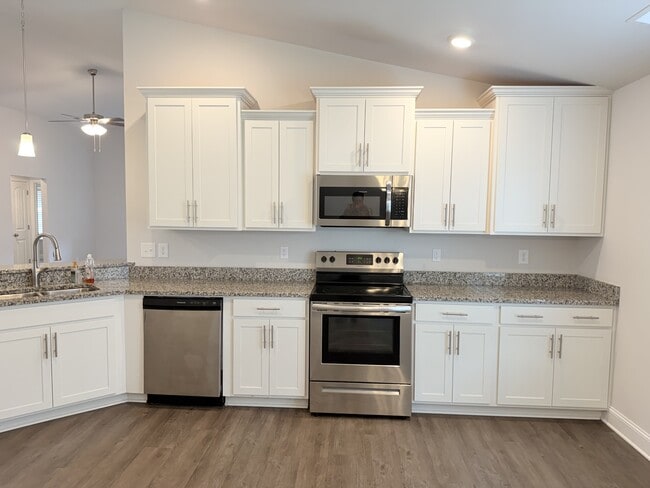 Building Photo - 214 Alonzo Toney Dr