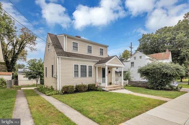 Building Photo - 12 W Whitlock Ave
