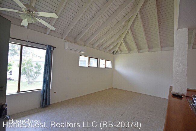 Building Photo - 3 br, 2 bath House - 152D North Kalaheo Av...