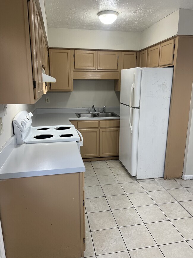 Building Photo - 2668 Evans Mill Dr
