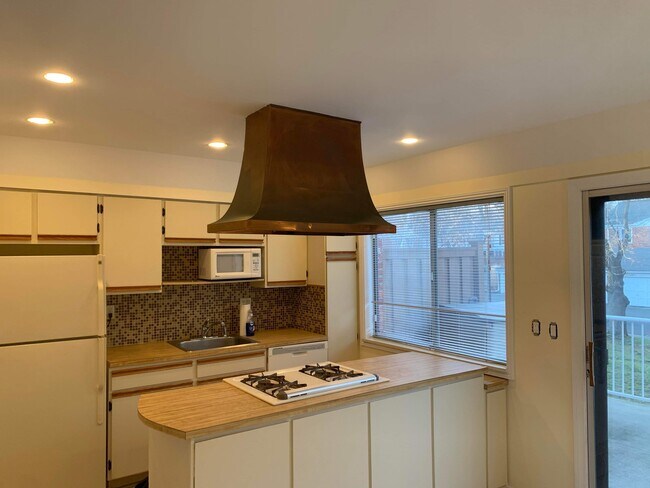 Foto del edificio - 82 Yorktown Dr