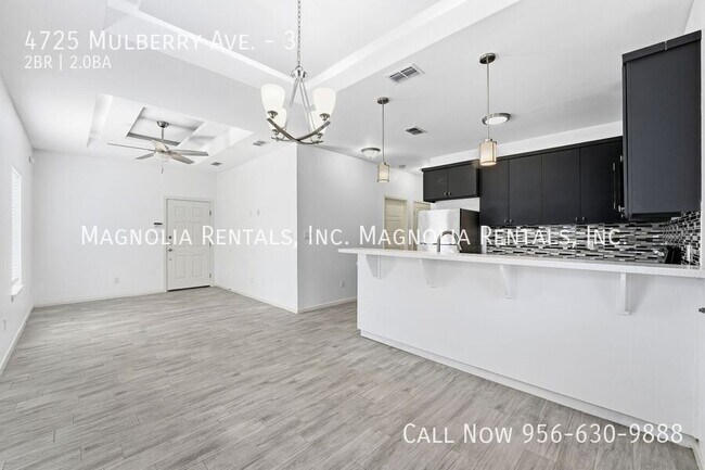 Foto del edificio - 4725 Mulberry Ave