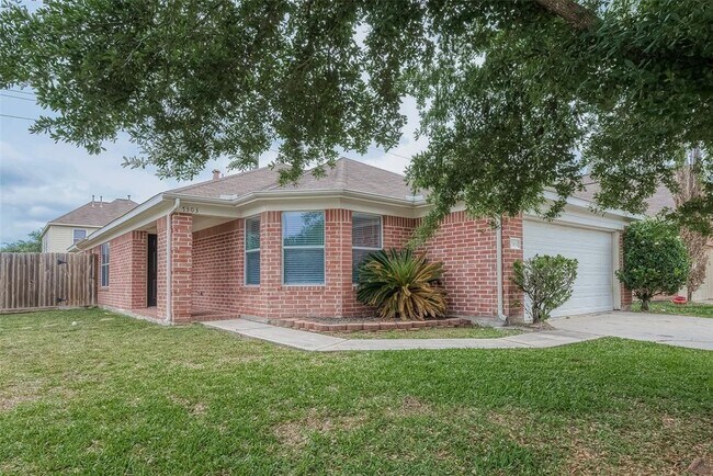 Building Photo - 7303 Foxvista Ln