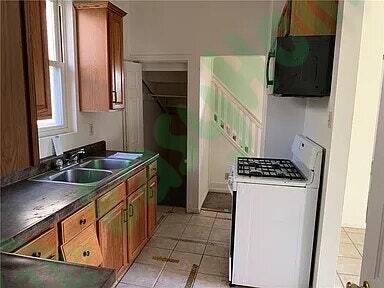 Photo - 230 Locust St House