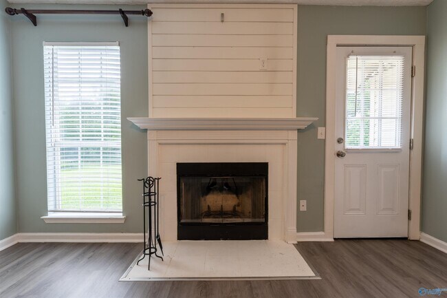 Building Photo - 149 Fox Chase Trail