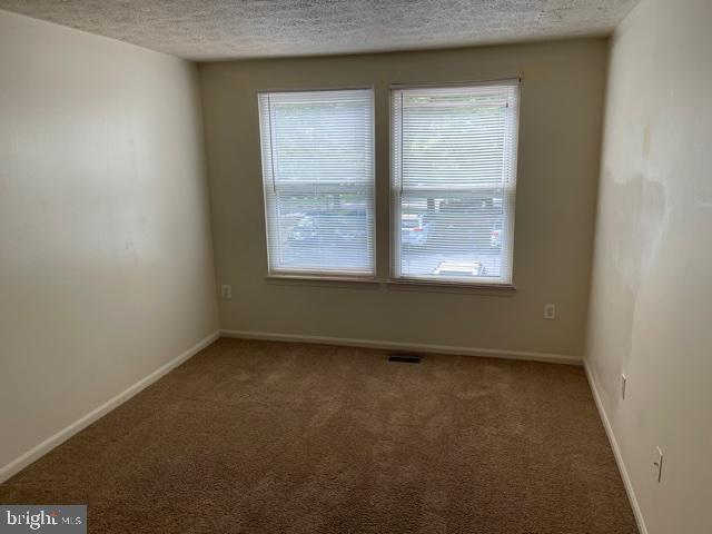 Building Photo - 13 Whitechurch Ct