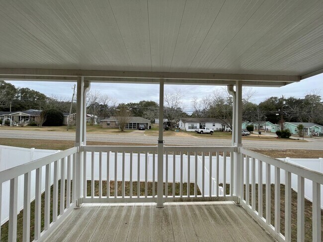 Building Photo - Eagle Landing Subdivision -