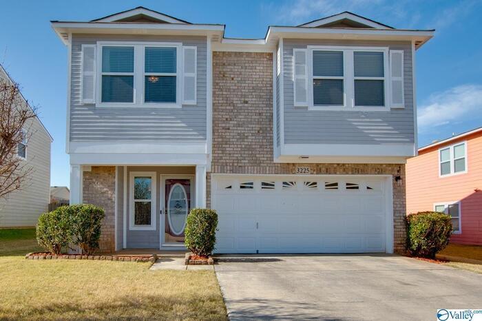 Primary Photo - 3225 Lakeland Dr