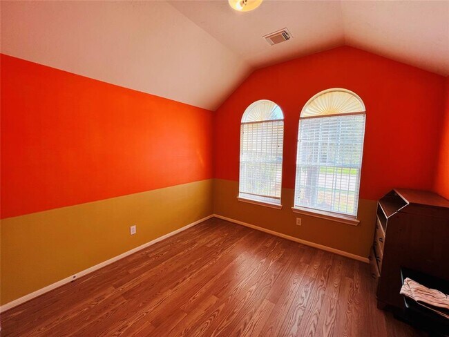 Foto del edificio - 13310 Vineyard Falls Dr