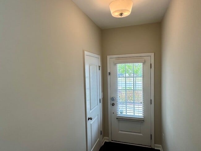 Building Photo - Heather Park Townhomes