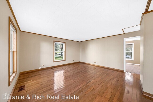 Building Photo - 2 br, 1 bath House - 336 Russet Way