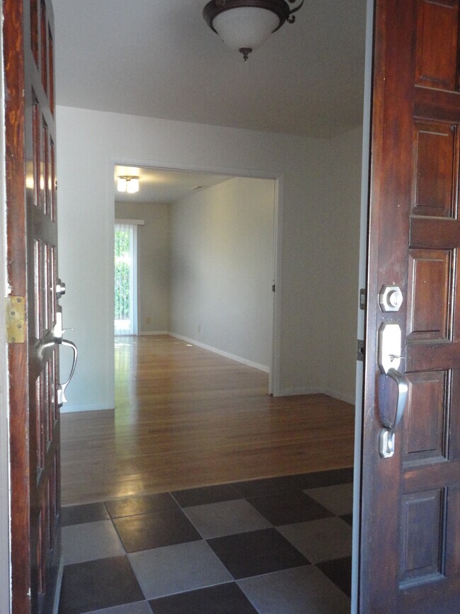 Foto del edificio - 3BR/3BA Dixie House!  Fabulous Kitchen!  R...