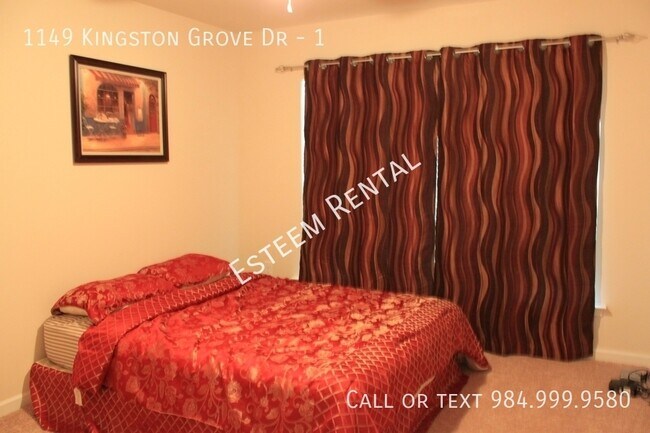 Foto del edificio - 1149 Kingston Grove Dr