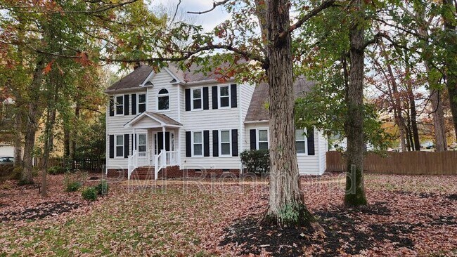 Foto del edificio - 2708 Forest Trace Ct
