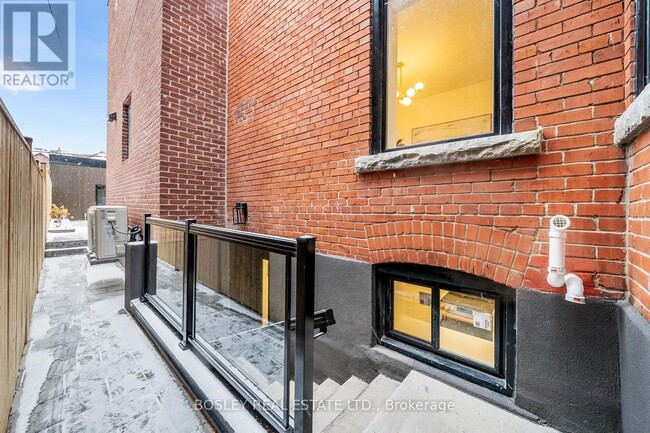 Building Photo - 442 Brock Ave