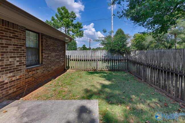 Foto del edificio - 8147 Oldfield Rd SW