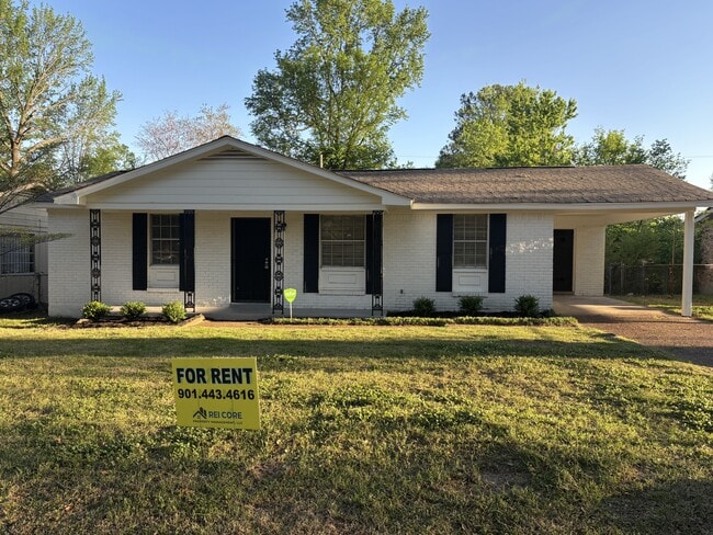 Photo - 2283 Cassie Ave House